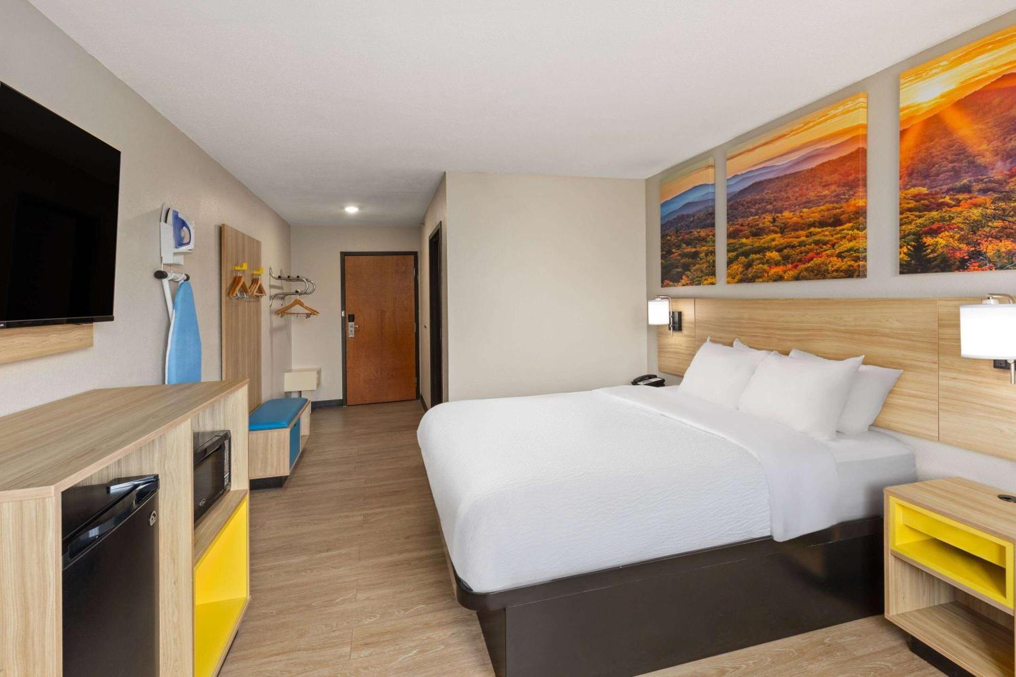 Days Inn By Wyndham Glasgow Extérieur photo
